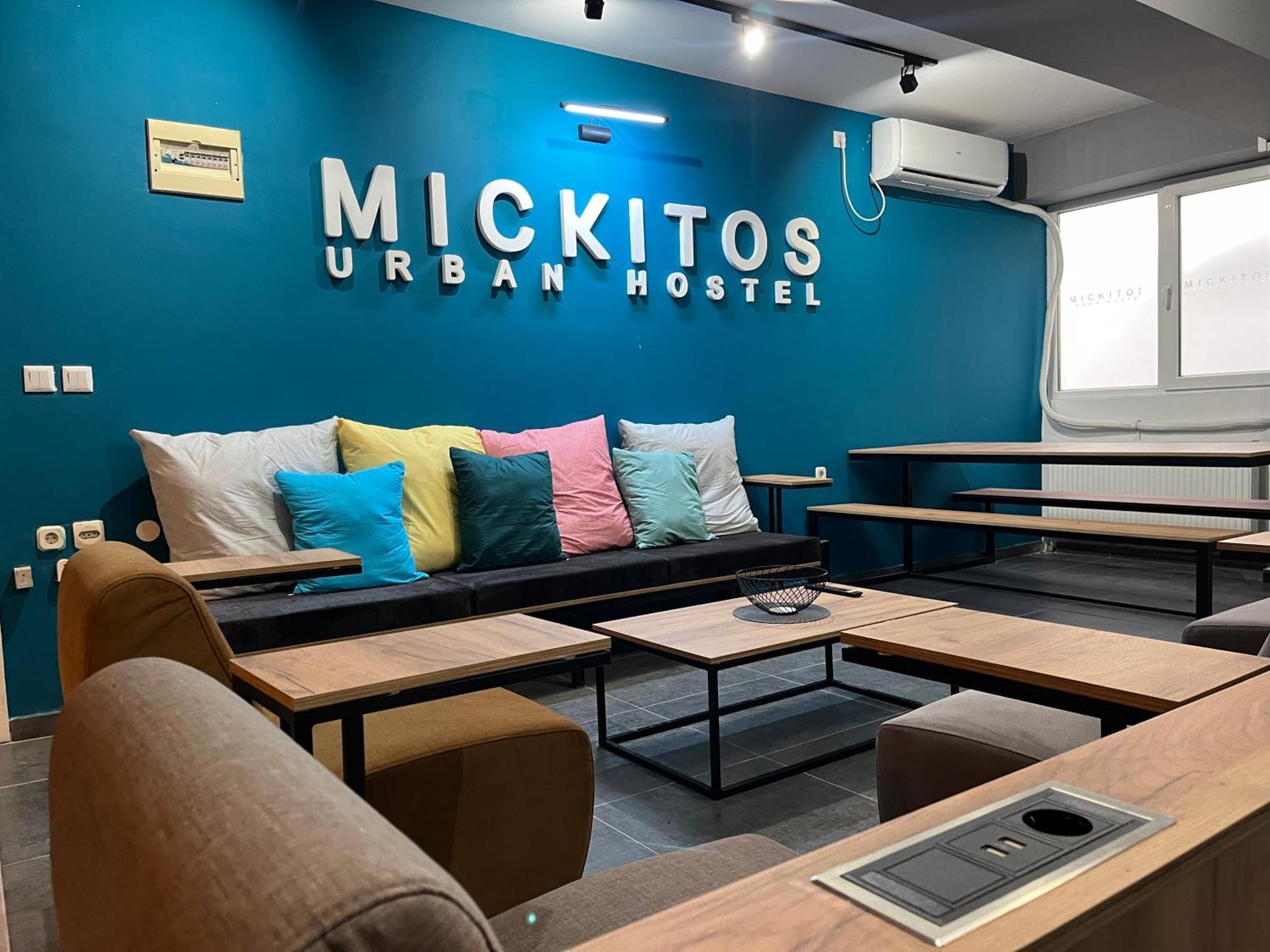 Mickitos Urban Hostel Skopje Exterior photo